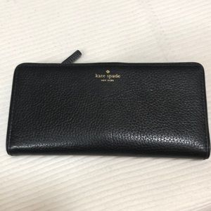 Pebble grain leather wallet